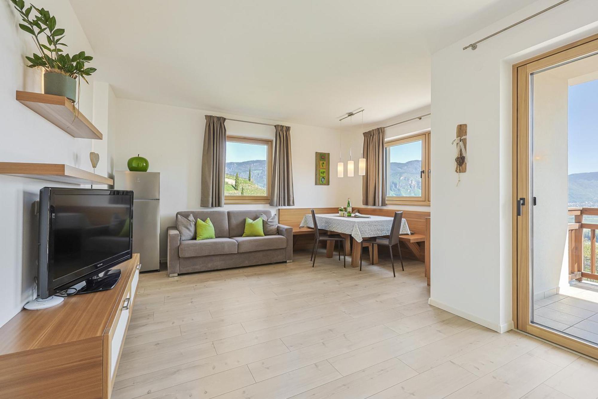 Egarter Apartment อัปเปียโน ซุลลา สตราดา เดล วีโน ภายนอก รูปภาพ